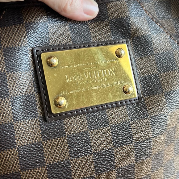 💸 SOLD • Authentic Louis Vuitton Thames GM Damier Ebene Shoulder Bag - Picture 4 of 13